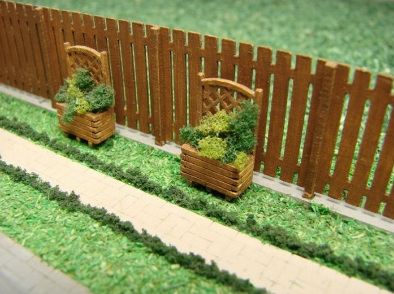Railway Miniatures HO Garden Partition - RMHO013