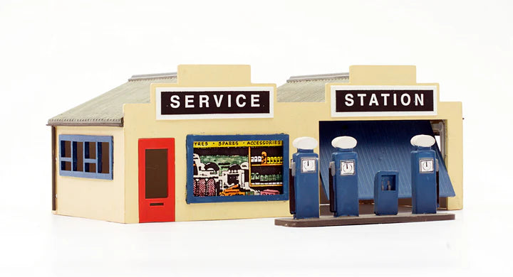 Dapol Petrol Station Kit - C032