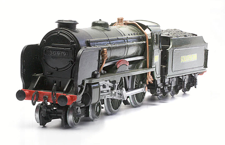 Dapol Schools Class locomotive Kit - C035