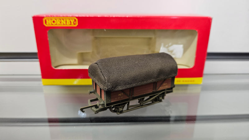 Hornby R6211A 7 Plank Wagon With Sheet Rail & Cover Chance & Hunt No.161, Boxed
