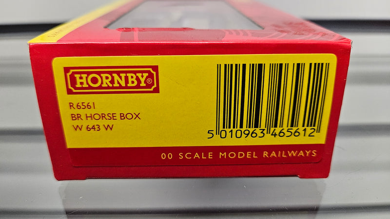 Hornby R6561 BR Horse Box W643W, Boxed