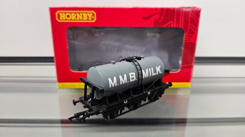 Hornby R6406 6 Wheel Milk Tank 6377, Boxed