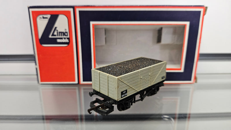 Lima 30 5601W 7 Plank BR Grey Wagon, Boxed