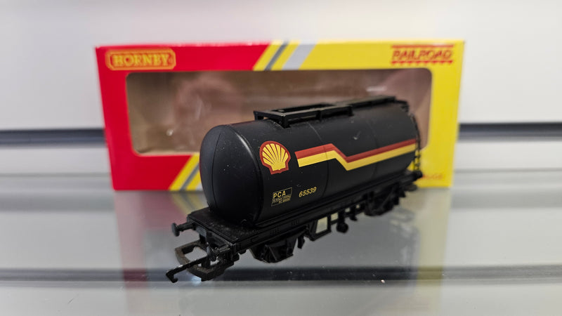 Hornby R6371 Shell Petrol Tanker, Boxed
