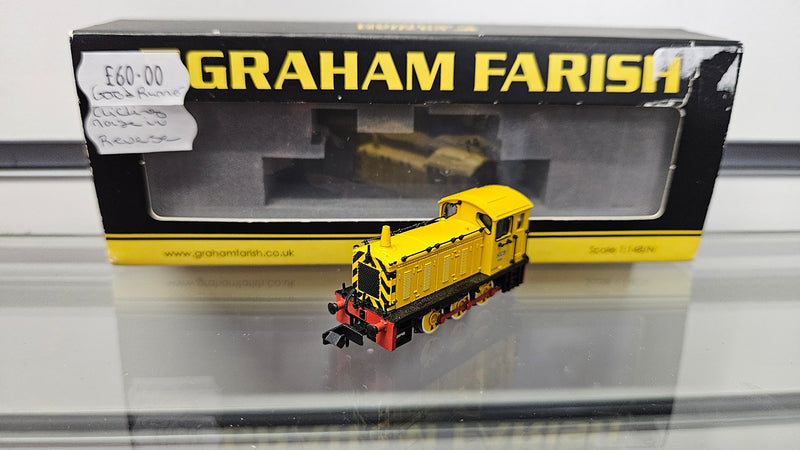 Graham Farish 371-054 Class 04 Diesel Shunter D2332 Lloyd NCB Yellow, Boxed, Good Runner Clicking Noise In Reverse