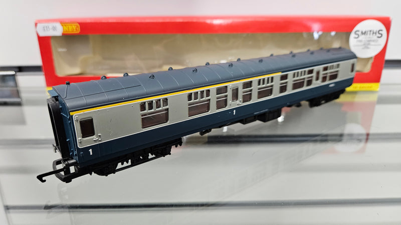 Hornby R4110A BR MK1 Composite Coach Blue & Grey W16201, Boxed