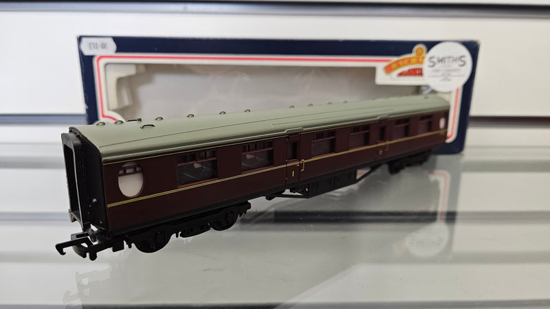 Bachmann 34-476 63 1st Corridor Maroon BR Coach, Missing Buffer, Boxed
