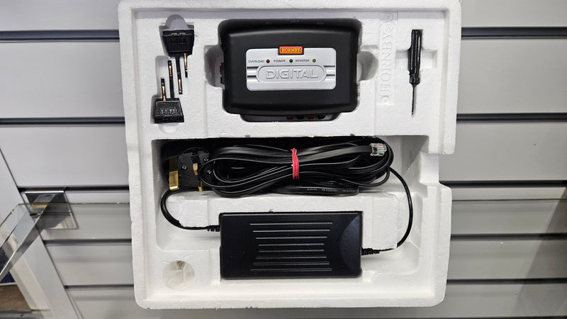 Hornby R8239 Digital Booster, Boxed