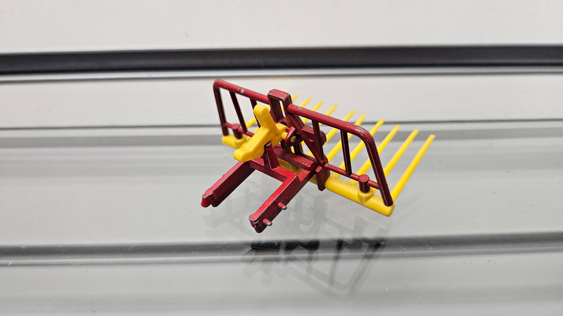 Britains 1:32 Buck Rake, Unboxed