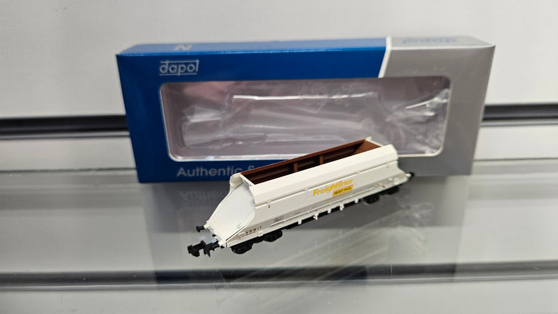 Dapol N 2F-026-003 HIA Freightliner Heavy Haul Limestone Hopper White 369027, Boxed