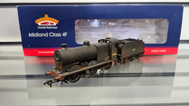 Bachmann 31-884 Class 4F 44044 BR Black Late Crest Weathered, Boxed, Excellent Runner