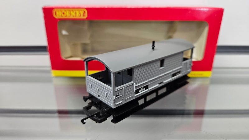 Hornby R6266C 20T Brake Van S55908, Boxed
