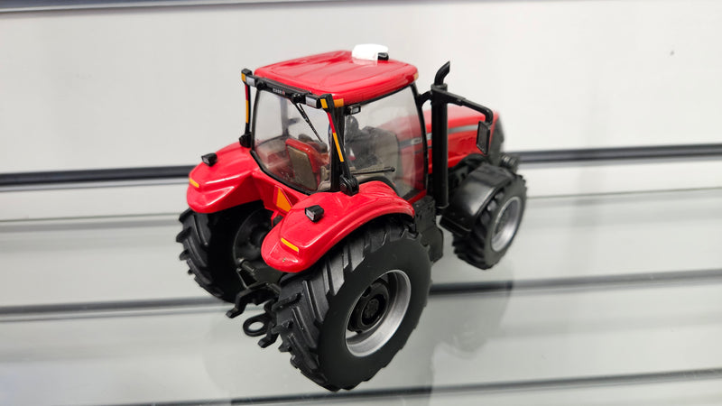 Britains 1:32 Case II 335 Magnum, Unboxed