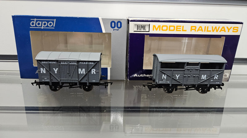 Dapol OO 2 x NYMR Box & Cattle Wagon Bundle, Boxed