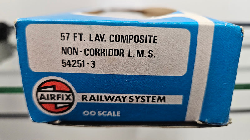 Airfix 54251-3 57ft Lav Composite Non Corridor LMS, Boxed