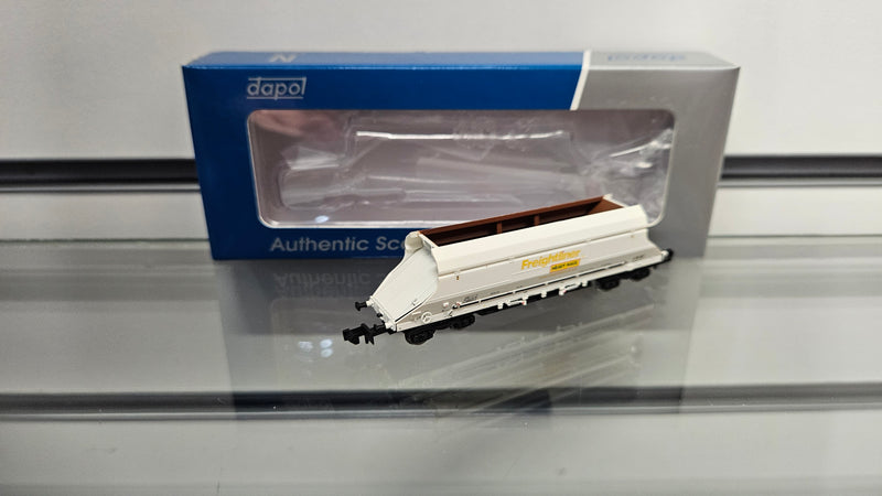 Dapol N 2F-026-003 HIA Freightliner Heavy Haul Limestone Hopper White 369027, Boxed