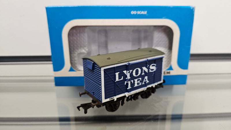 Airfix 54302-0 12T Wagon Lyons Tea, Boxed