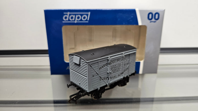 Dapol OO Hambridge Brewery LTD Box Van, Boxed
