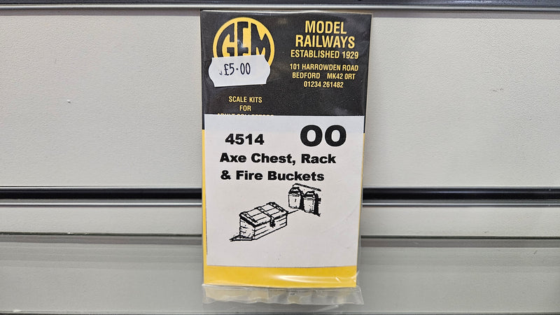 GEM OO 4514 Axe Chest, Rack & Fire Buckets, Boxed