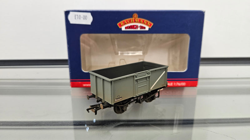 Bachmann 37-377E 16T Mineral Wagon BR Grey Weathered, Boxed
