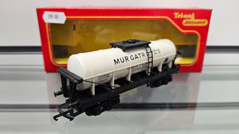 Tri-ang R343 Bogie Chlorine Tank Wagon, Boxed