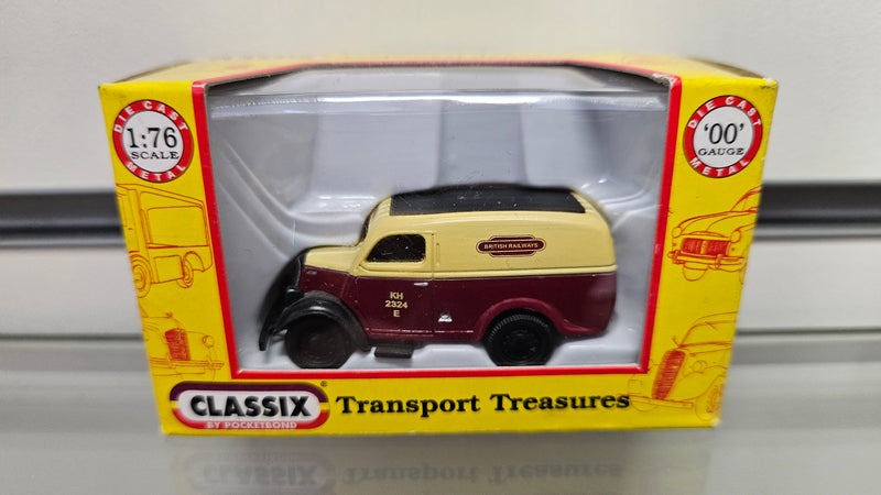 Classix EM76607 Ford E83W Thames Van BR, Boxed