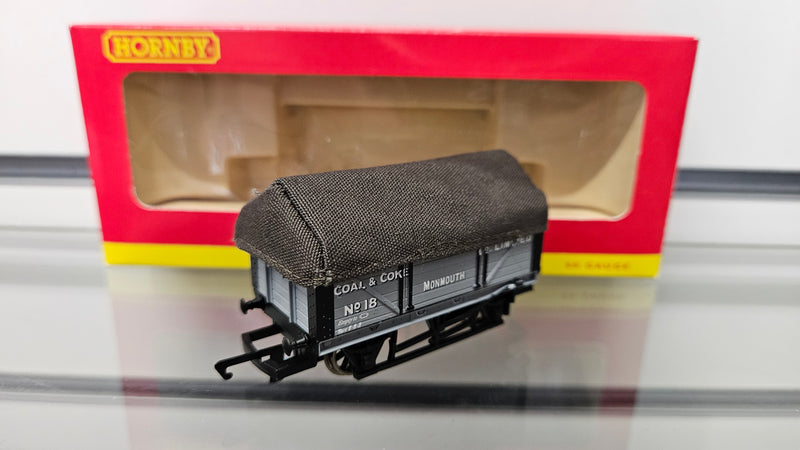 Hornby R6297 7 Plank Wagon With Sheet Rail & Cover Monmouth Steam Saw Mills, Boxed
