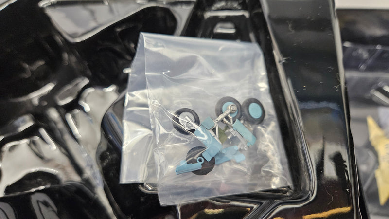 Corgi 1:72 AA35215 Curtiss P-40E Kittyhawk 1A, Boxed