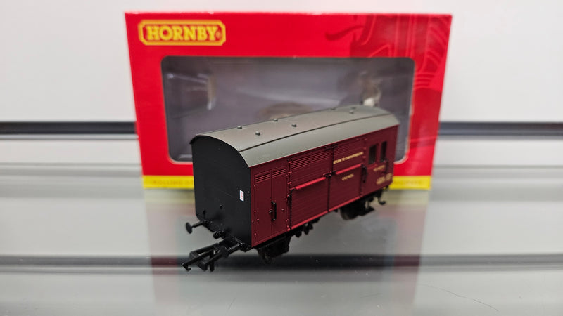 Hornby R6561 BR Horse Box W643W, Boxed