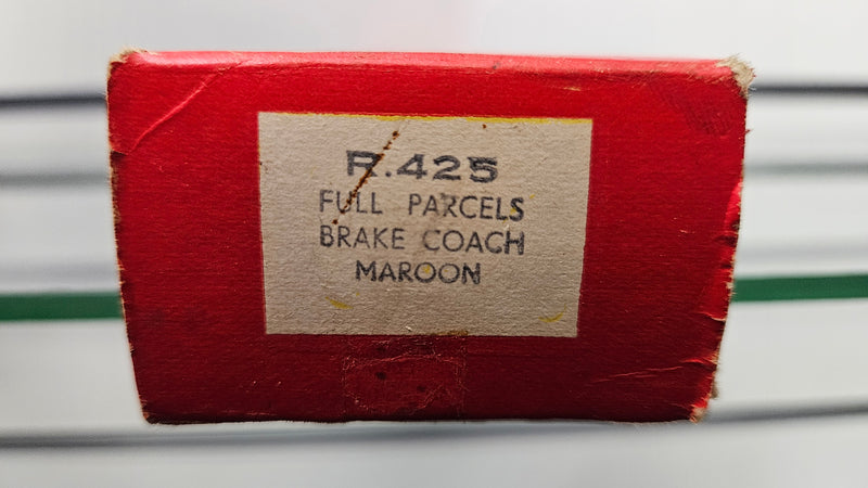 Tri-ang R425 Full Brake Parcels Coach Maroon, Boxed, Slight Damage To One Side