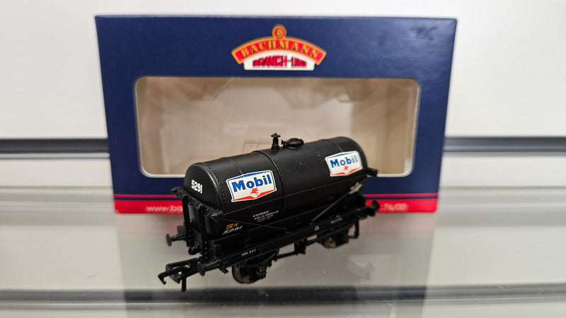 Bachmann 37-675B 14T Tank Wagon Mobil Black, Boxed