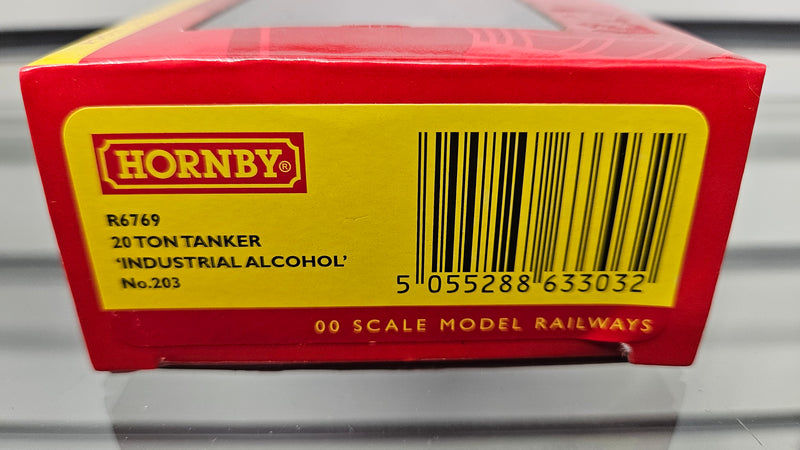 Hornby R6769 20T Tanker Industrial Alcohol No.203, Boxed