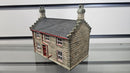 Hornby R8629 Station Building, Boxed