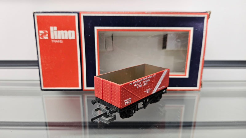 Lima 5620 7 Plank Wagon Pilkington Brothers LTD, Boxed