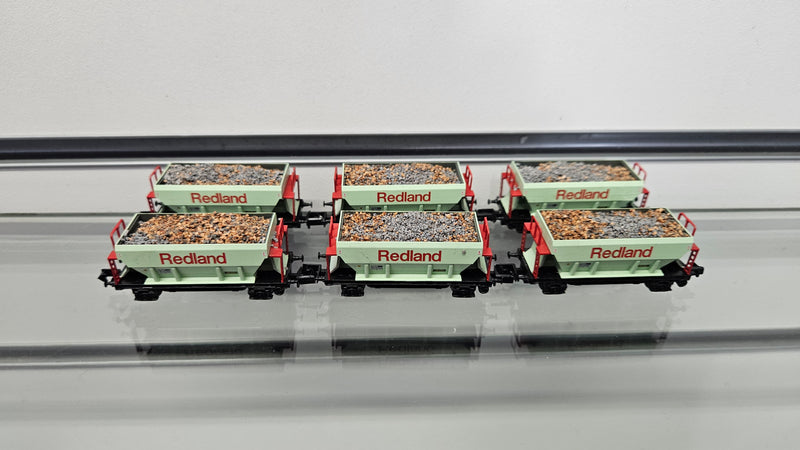 Graham Farish 6 x Redland Wagons With Loads, Unboxed
