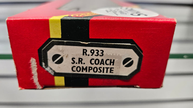 Hornby R933 SR Composite Coach, Boxed