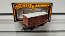 Mainline 37-137 Ventilated Van BR, Boxed