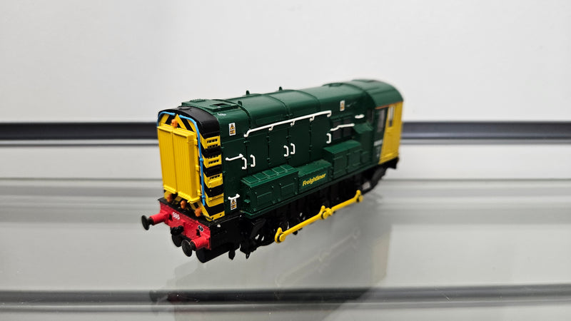 Bachmann Class 08 585 Freightliner, Unboxed, Good Runner
