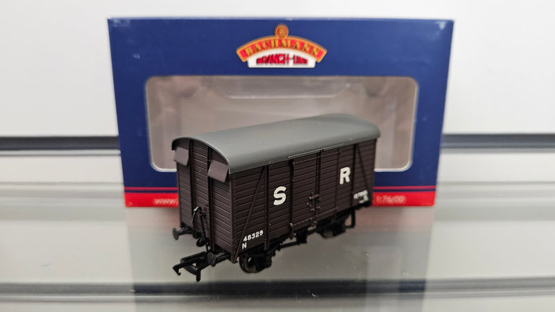 Bachmann 38-070C 12T Southern Planked Vent Van SR Large Logo, Boxed