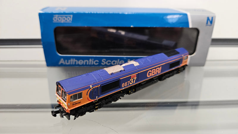 Dapol N 2D-007-006 Class 66 737 Lesia GBRF, Boxed, Good Runner