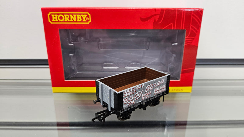 Hornby R6871 6 Plank Wagon Scholes & Sons No.778, Boxed