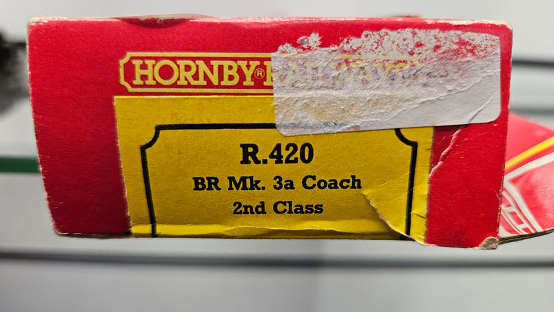 Hornby R420 BR MK3a Coach 2nd Class Intercity, Boxed