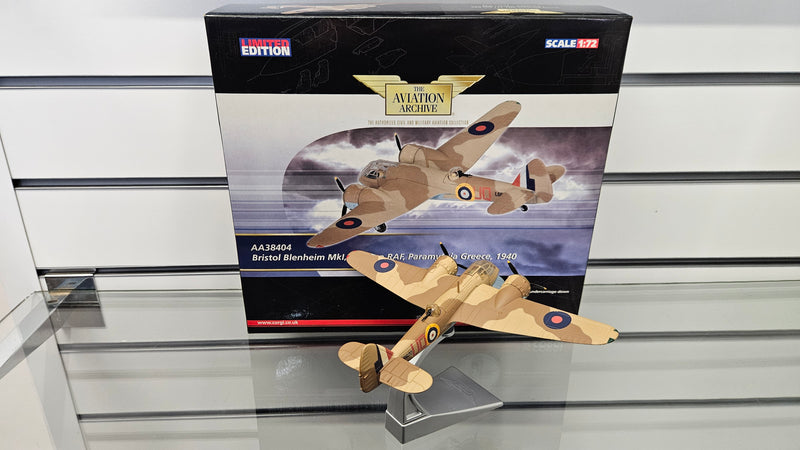 Corgi 1:72 AA38404 Bristol Blenheim MKI 211 Sqn RAF, Boxed