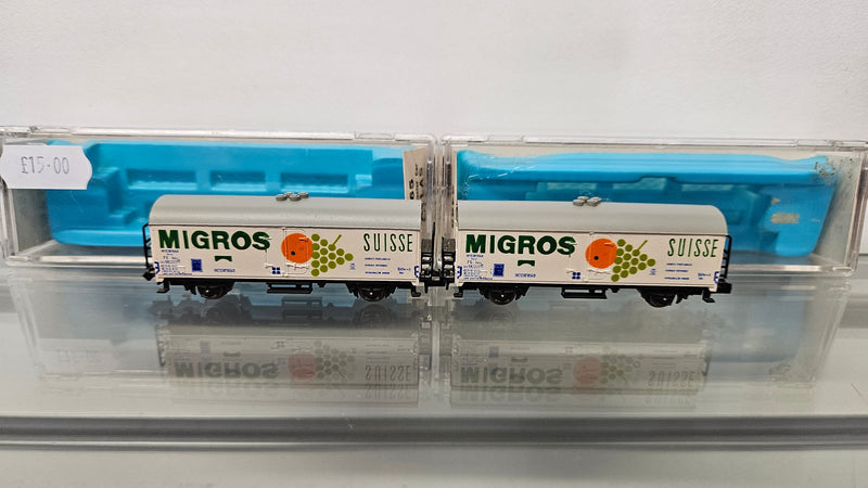 Atlas 2 x 2465 Migros Reefer Car, Boxed