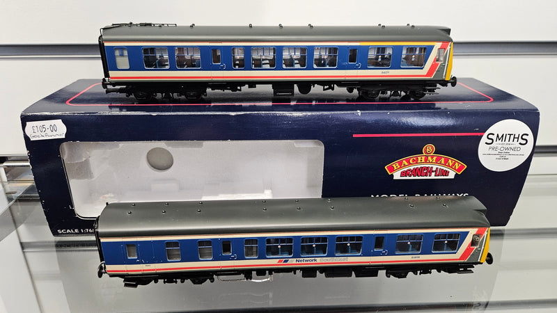 Bachmann 32-901 Class 108 2 Car DMU Network Southeast, Boxed, Good Runner