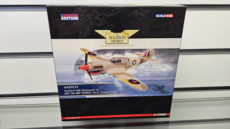 Corgi 1:72 AA35215 Curtiss P-40E Kittyhawk 1A, Boxed