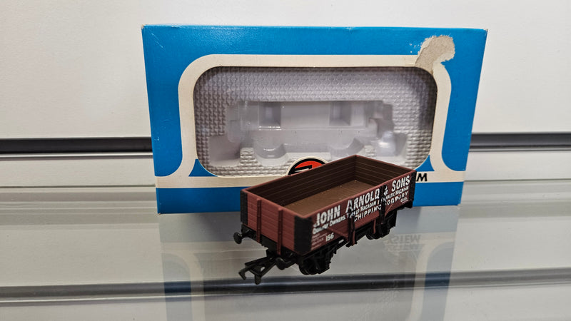 Airfix 54376-1 5 Plank Wagon John Arnold & Sons, Boxed