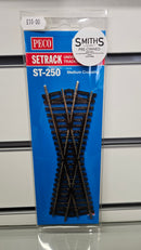Peco ST-250 Medium Crossing, Boxed