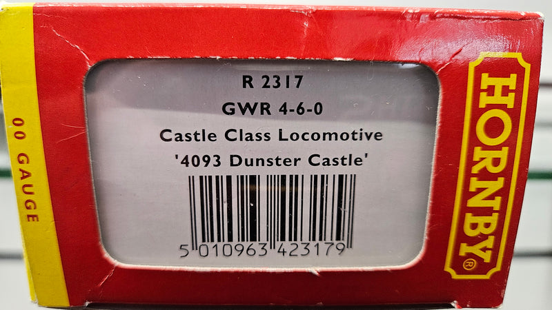Hornby R2317 GWR 4-6-0 Castle Class Locomotive 4093 Dunster Castle Boxed, Good Runner