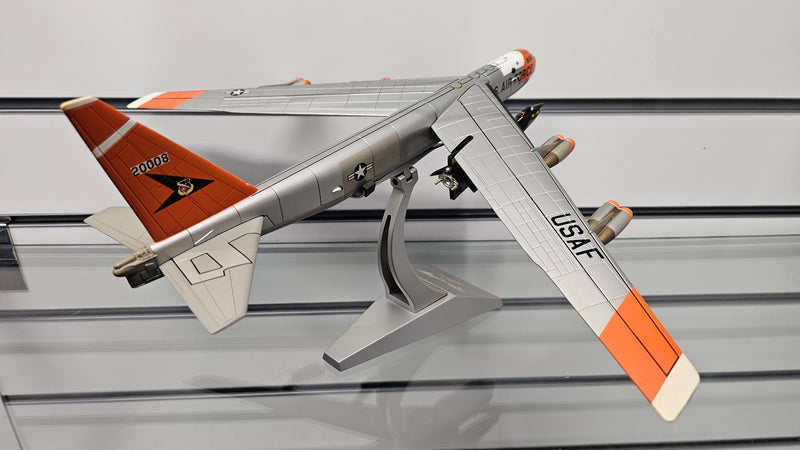 Corgi 1:144 AA33504 Boeing NB-52B With X15 Research Aircraft Edwards AFB, Boxed